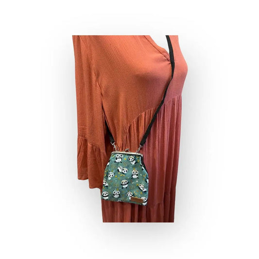 Kukkarolaukku Panda - Lahja ja Sisustus Juuttisäkki