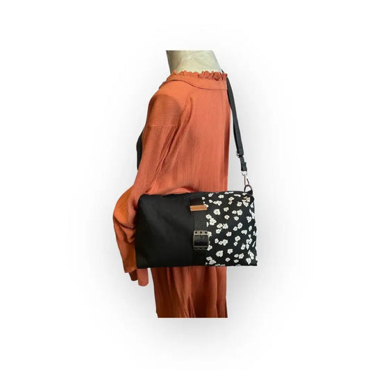 Olkalaukku Kia - Lahja ja Sisustus Juuttisäkki