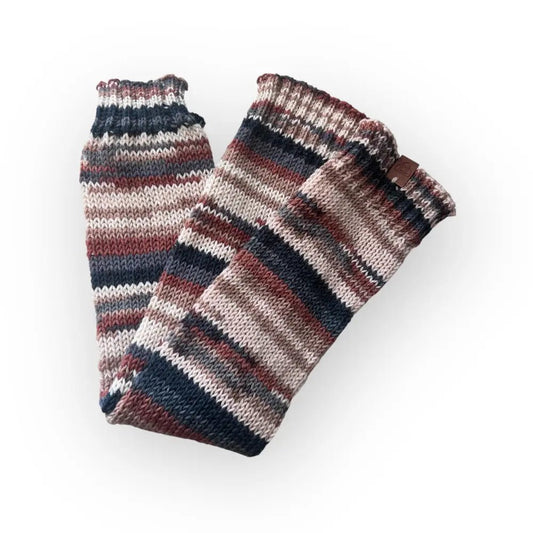 Pitkät ruskean kirjavat säärystimet - Lahja ja Sisustus Juuttisäkki