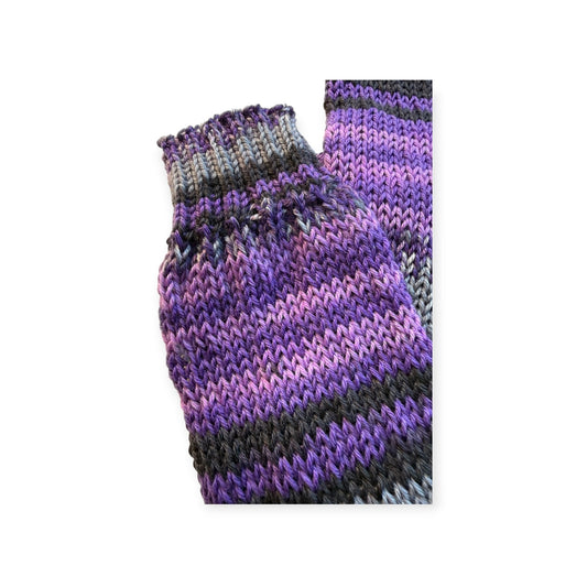 Pitkät säärystimet Liilaraita - Lahja ja Sisustus Juuttisäkki -