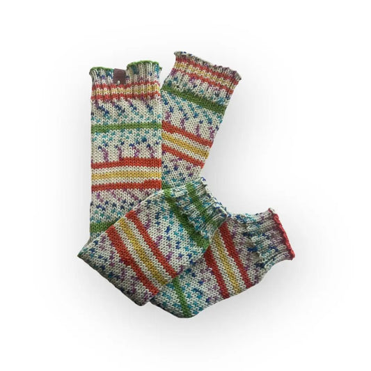 Pitkät säärystimet moniväri - Lahja ja Sisustus Juuttisäkki