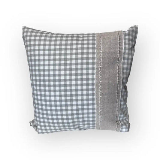 Tyynynpäällinen Harmaa Isoruutu - Lahja ja Sisustus Juuttisäkki