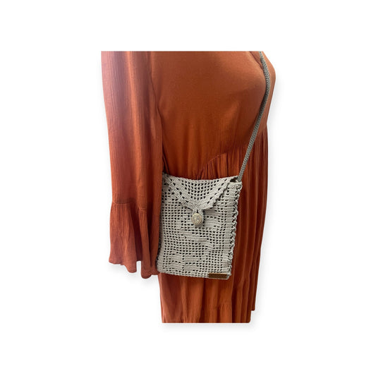 Virkattu harmaa olkalaukku - Lahja ja Sisustus Juuttisäkki -