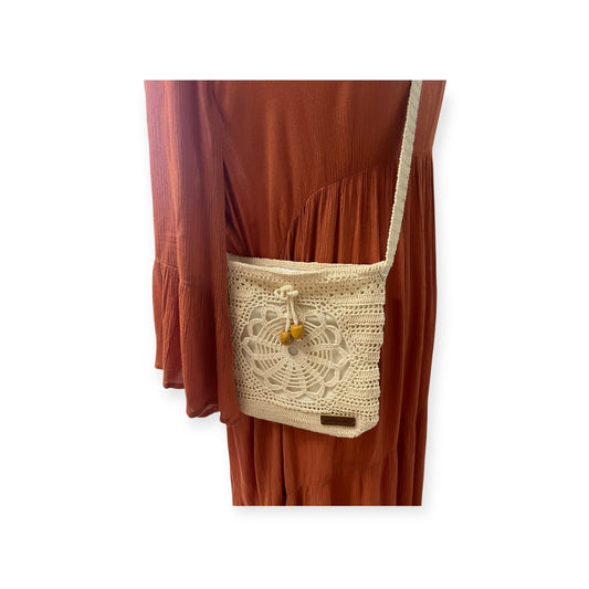 Virkattu pieni olkalaukku - Lahja ja Sisustus Juuttisäkki -