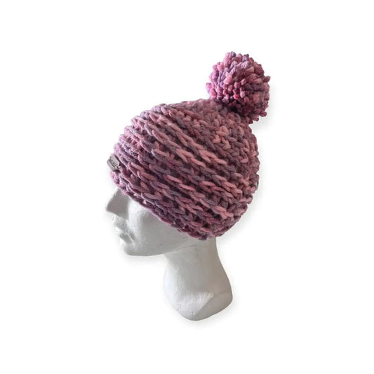 Virkattu Tupsupipo - Lahja ja Sisustus Juuttisäkki