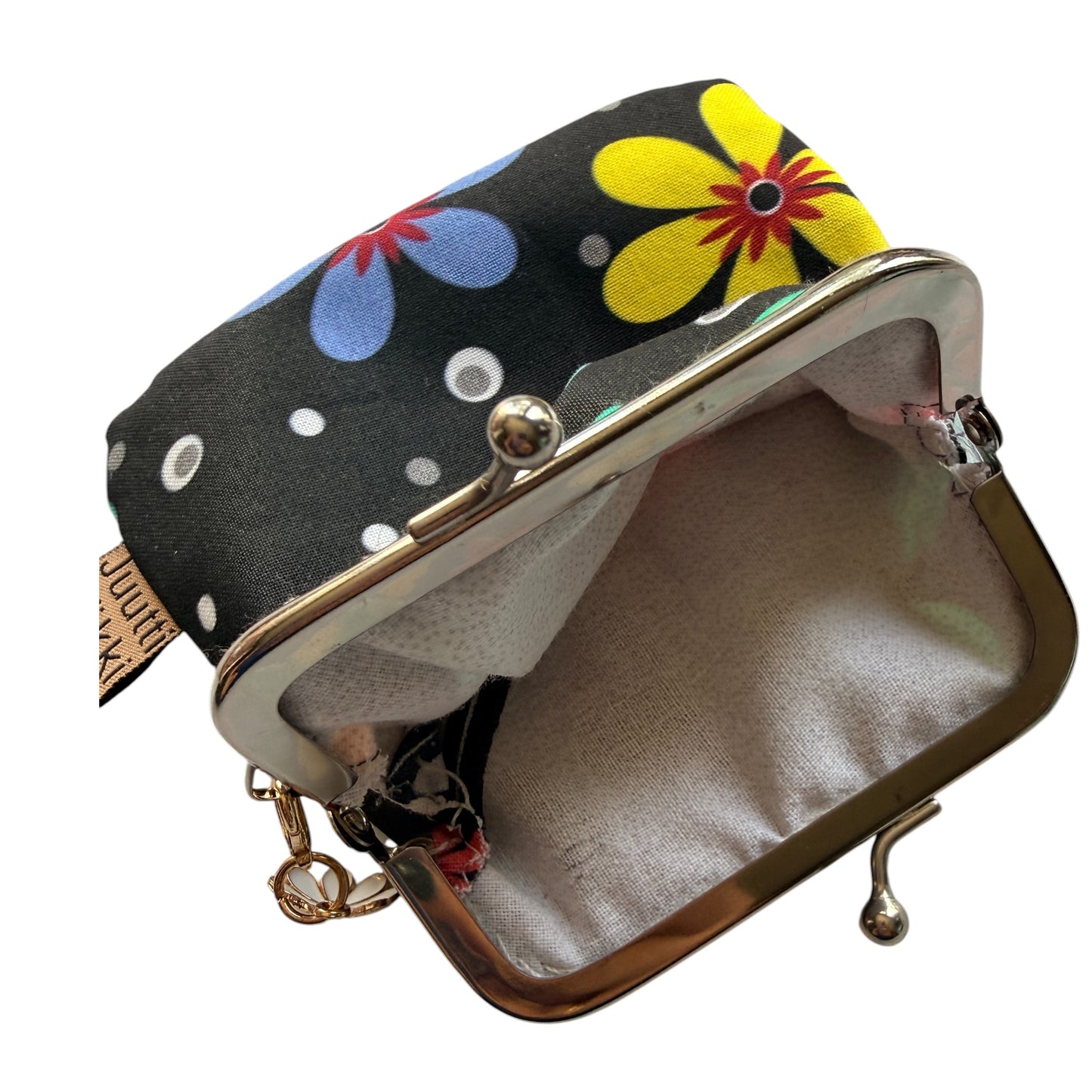 Frame purse